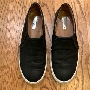 GUC Halogen Black Faux Snakeskin Slides/Sneakers